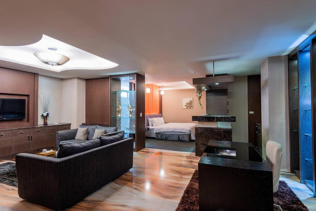 Shianghu Boutique Hotel Kota Chiayi Bagian luar foto