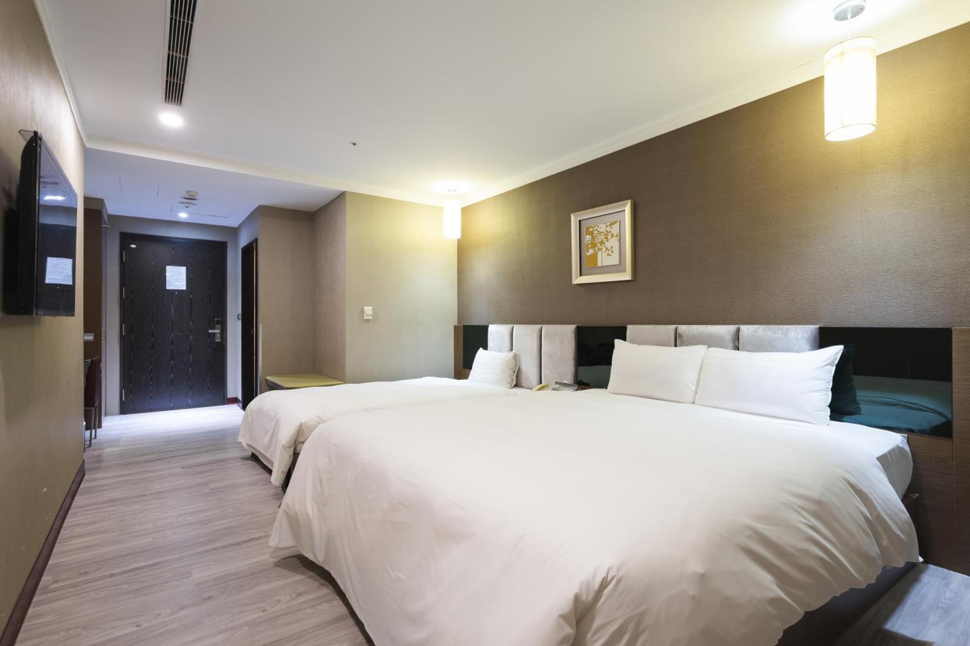 Shianghu Boutique Hotel Kota Chiayi Bagian luar foto
