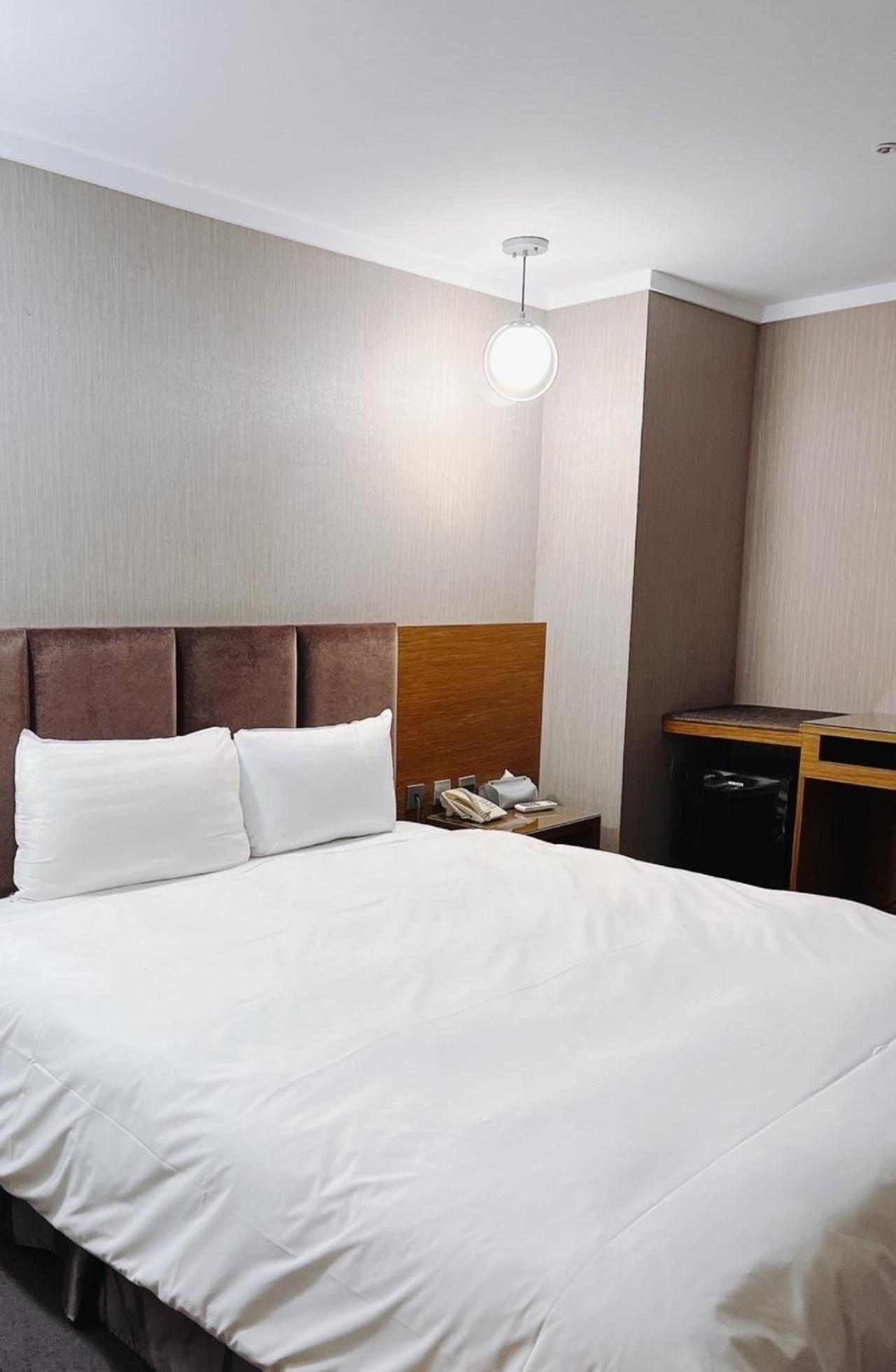 Shianghu Boutique Hotel Kota Chiayi Bagian luar foto