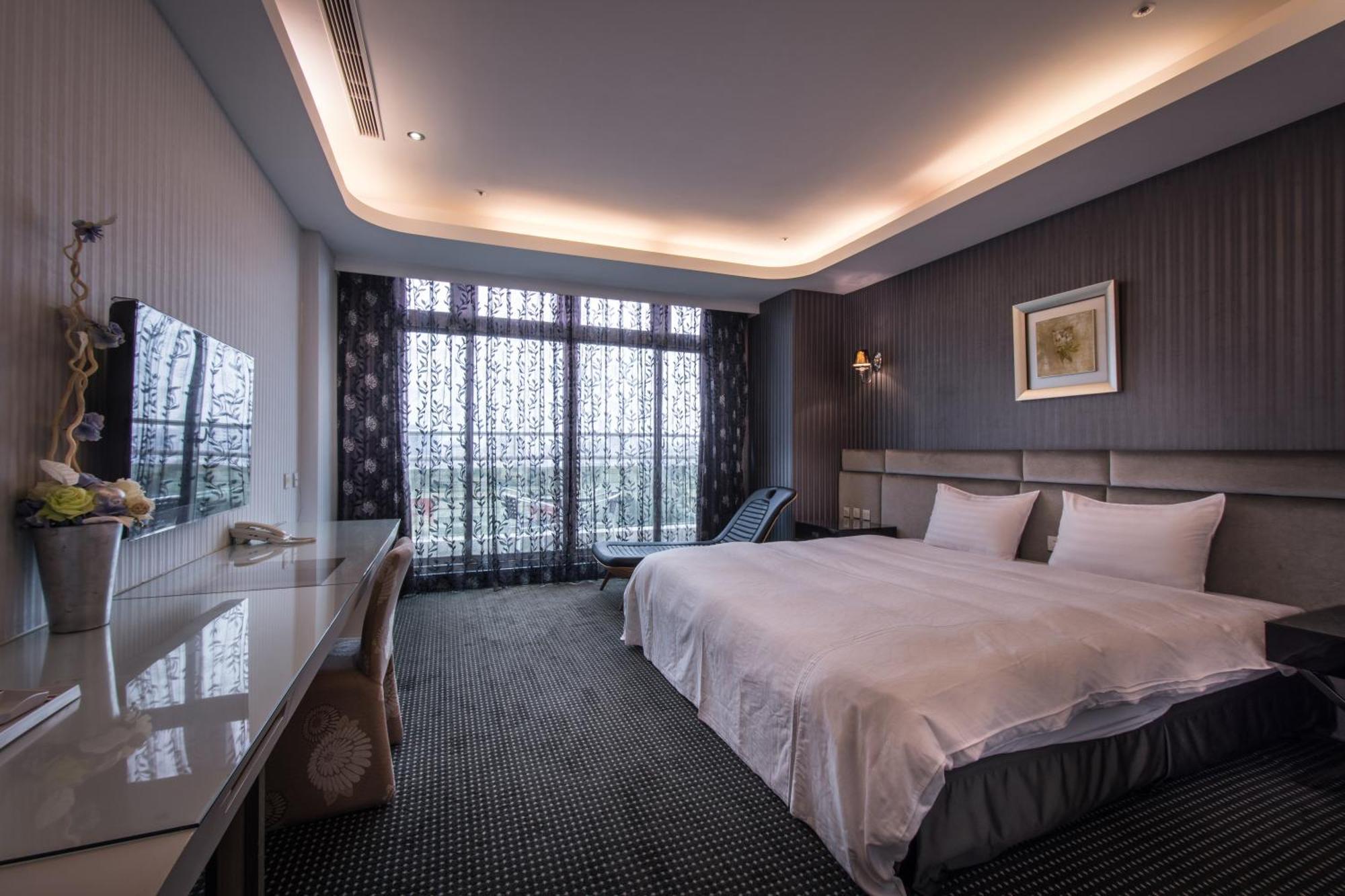 Shianghu Boutique Hotel Kota Chiayi Bagian luar foto