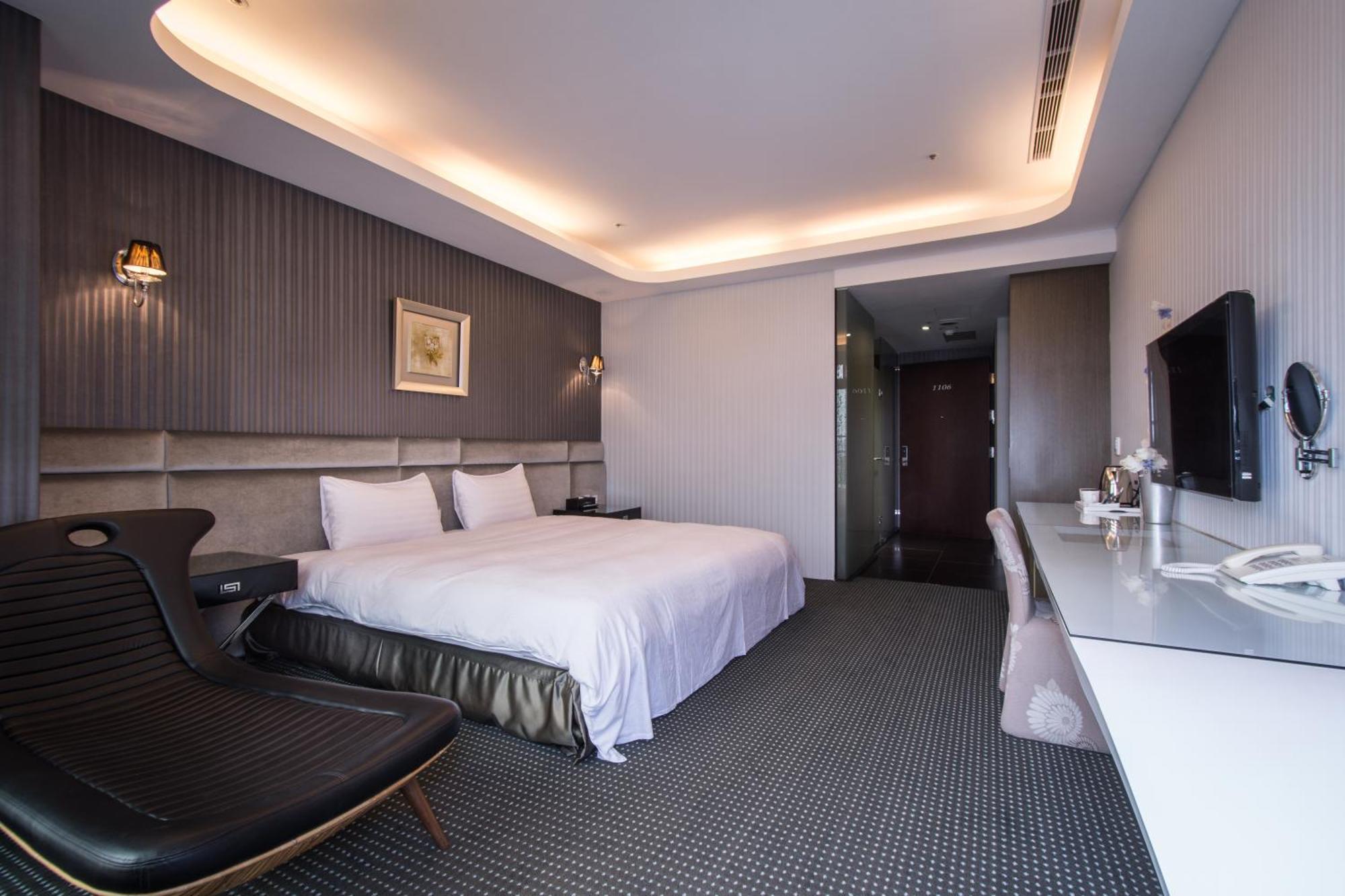Shianghu Boutique Hotel Kota Chiayi Bagian luar foto